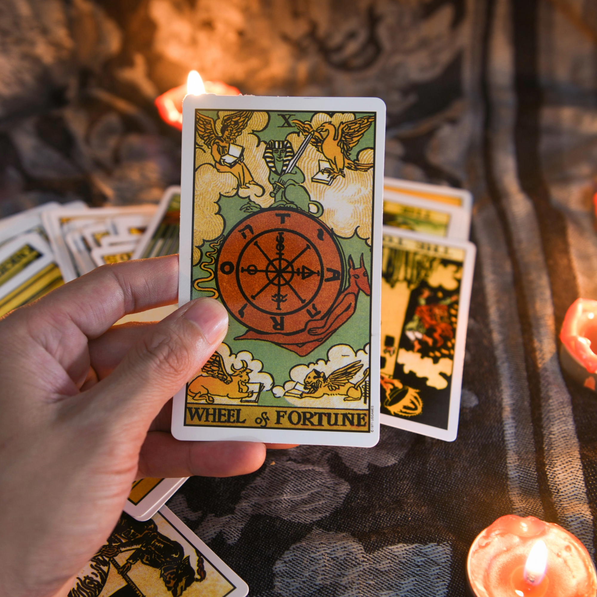 Walter Mercado Prosperidad candle tarot card, wheel of fortune.
